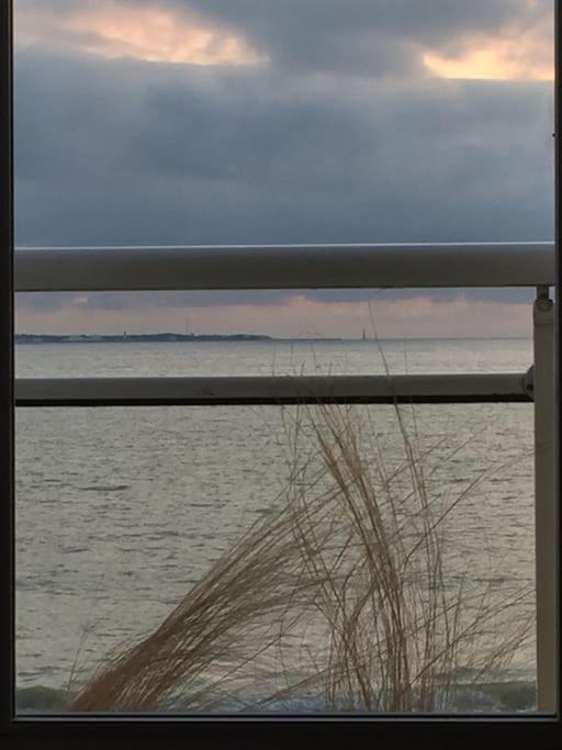 Beach Apartment - Ocean Sunset Full View เมสเชียร์-ซัวร์-จิรองด์ ภายนอก รูปภาพ